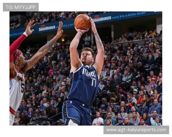 东契奇反击助攻欧文破门，独行侠主场告捷