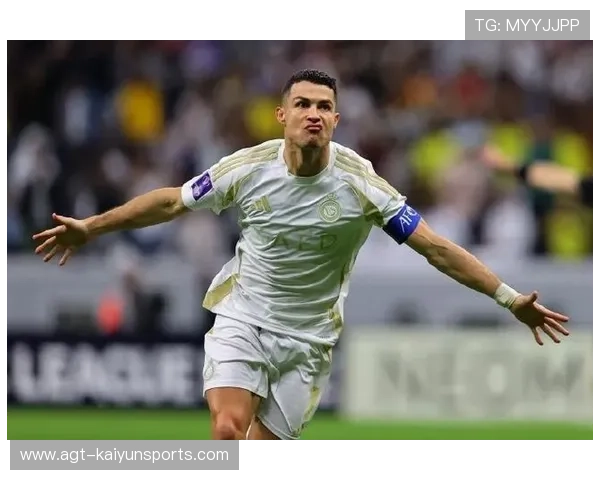 C罗凌空抽射破网,利雅得胜利看台炸裂,c罗罗里c罗里c